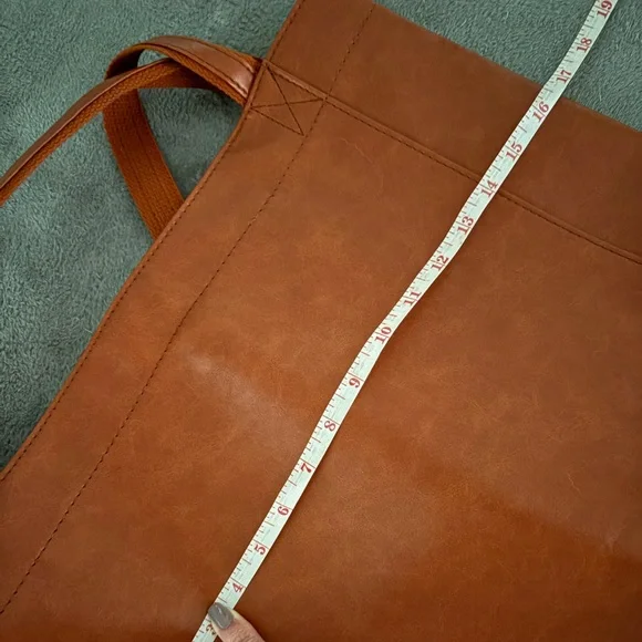 NWOT Grace’s Bags Women's Tote - Smooth Toffee - Picture 9 of 12